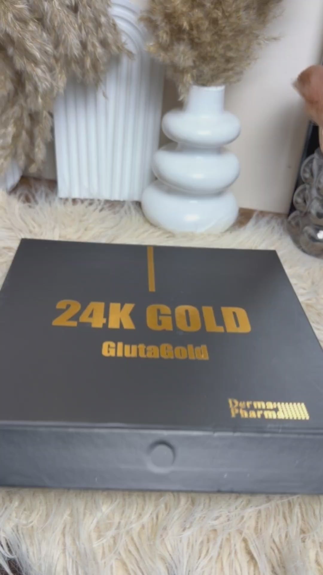 كورس جلوتا جولد المكثف بالذهب 24K لتفتيح وتوحيد لون الجسم